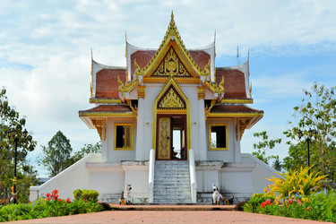 Similar image 7637694