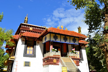 Similar image 7638015