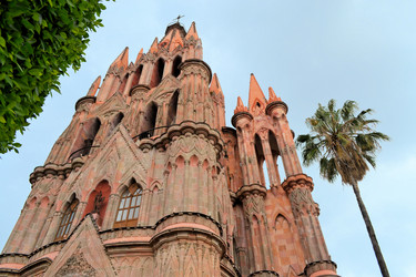 Similar image 7638136