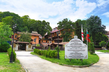 Similar image 7639079