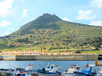 Similar image 7642043