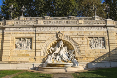 Similar image 7642073