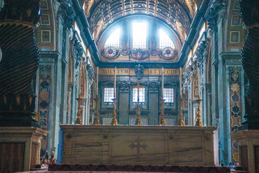 Similar image 7658240