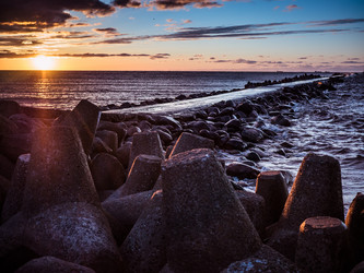 Similar image 7658966