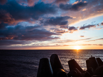 Similar image 7658999