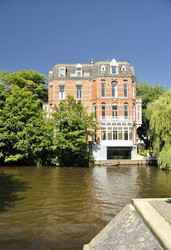 Similar image 7660523