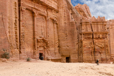 Similar image 7660608