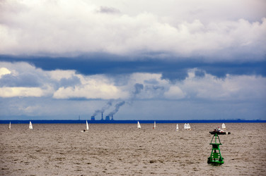 Similar image 7661640