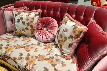 Similar image 7662440