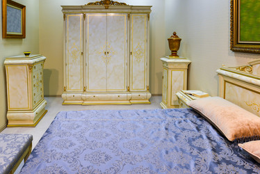 Similar image 7662460