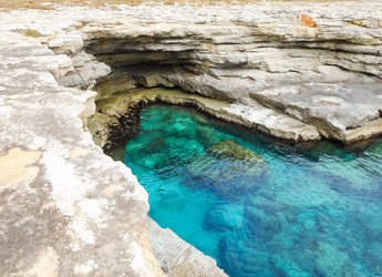 Similar image 7664329