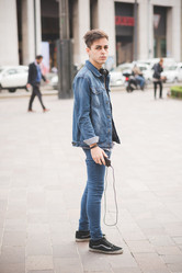 Similar image 7669692