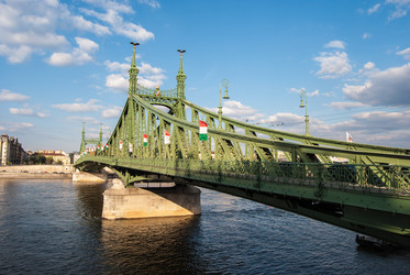 Similar image 7694916