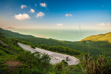 Similar image 7695000