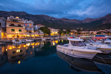 Similar image 7703383