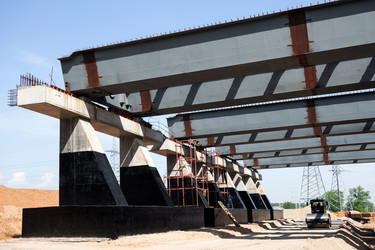 Similar image 7703998