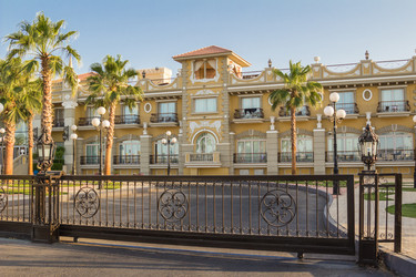 Similar image 7802736