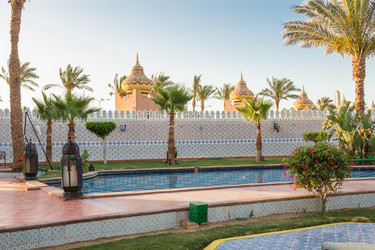 Similar image 7802744