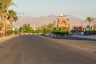 Similar image 7802778