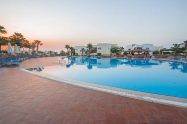 Similar image 7803443