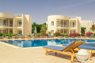 Similar image 7803608