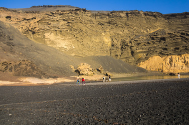 Similar image 7804535