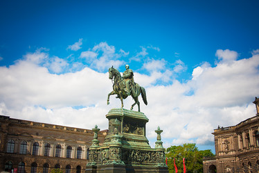 Similar image 7815985