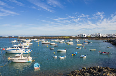 Similar image 7820618