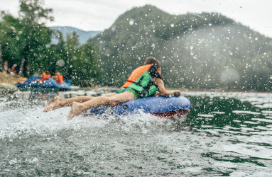 Similar image 7825720