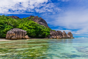 Similar image 7828311