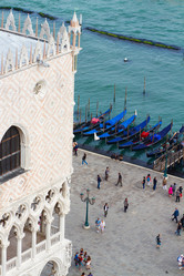 Similar image 7844410