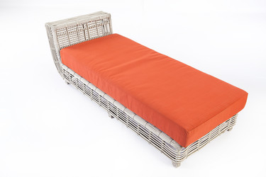 Similar image 7860948