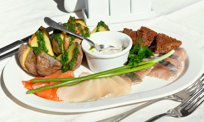 Similar image 7864590