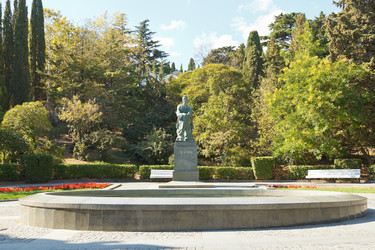 Similar image 7864608