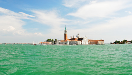 Similar image 7866681