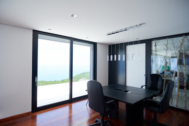 Similar image 7868807