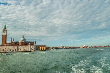 Similar image 7872881