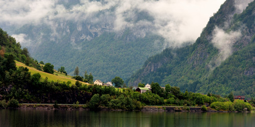 Similar image 7954118