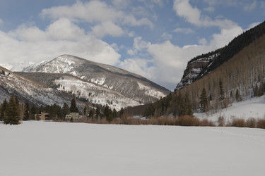 Similar image 7967496