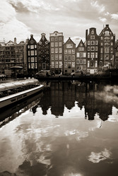 Similar image 7975681