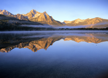 Similar image 7977199