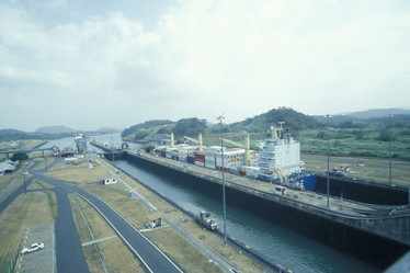 Similar image 7978108