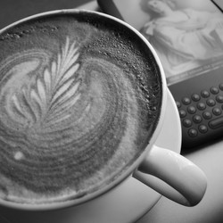 Similar image 7979934