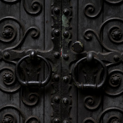 Similar image 7995634