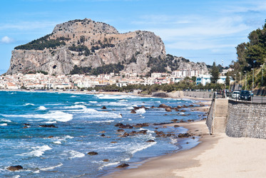 Similar image 7998614