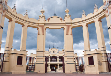 Similar image 7998648