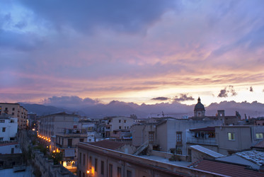 Similar image 7999105