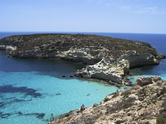 Similar image 7999178