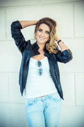 Similar image 8003696