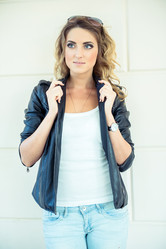 Similar image 8003736